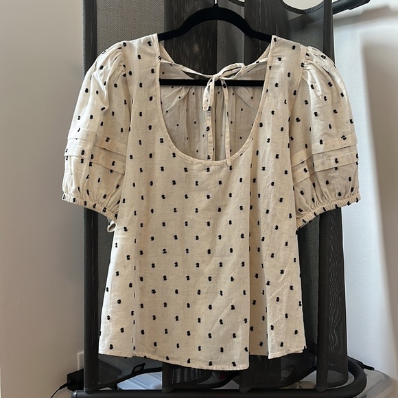 Madewell Tie-Back Puff-Sleeve Top in Clip Dot - Picture 5 of 9